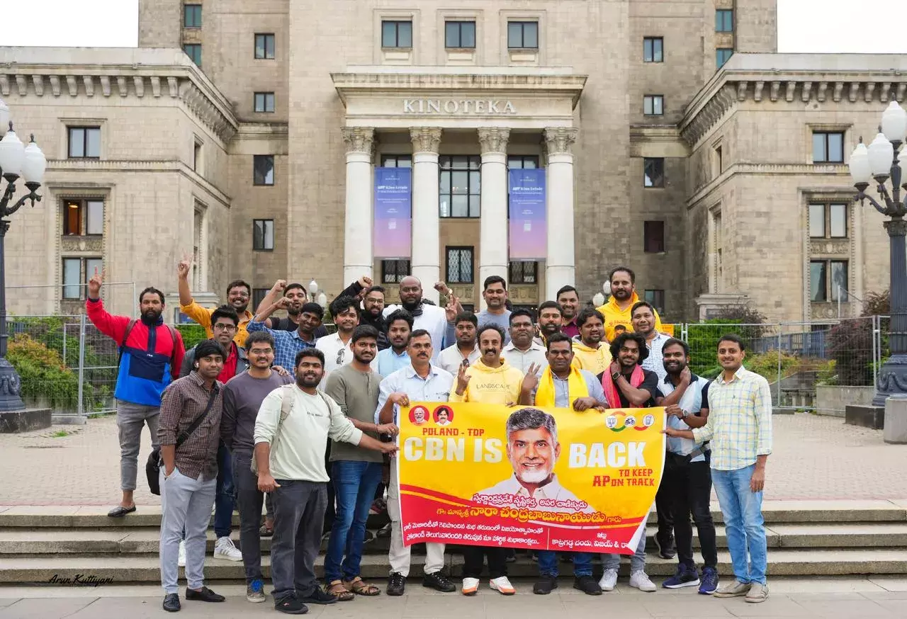 కూటమి గెలుపు పోలండ్‌లో సంబరాలు