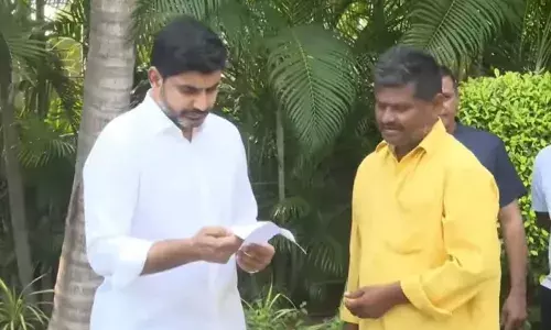 LOKESH: మంగళగిరి ప్రజలకు అండగా ఉంటా: లోకేశ్ LOKESH: మంగళగిరి ప్రజలకు అండగా ఉంటా: లోకేశ్