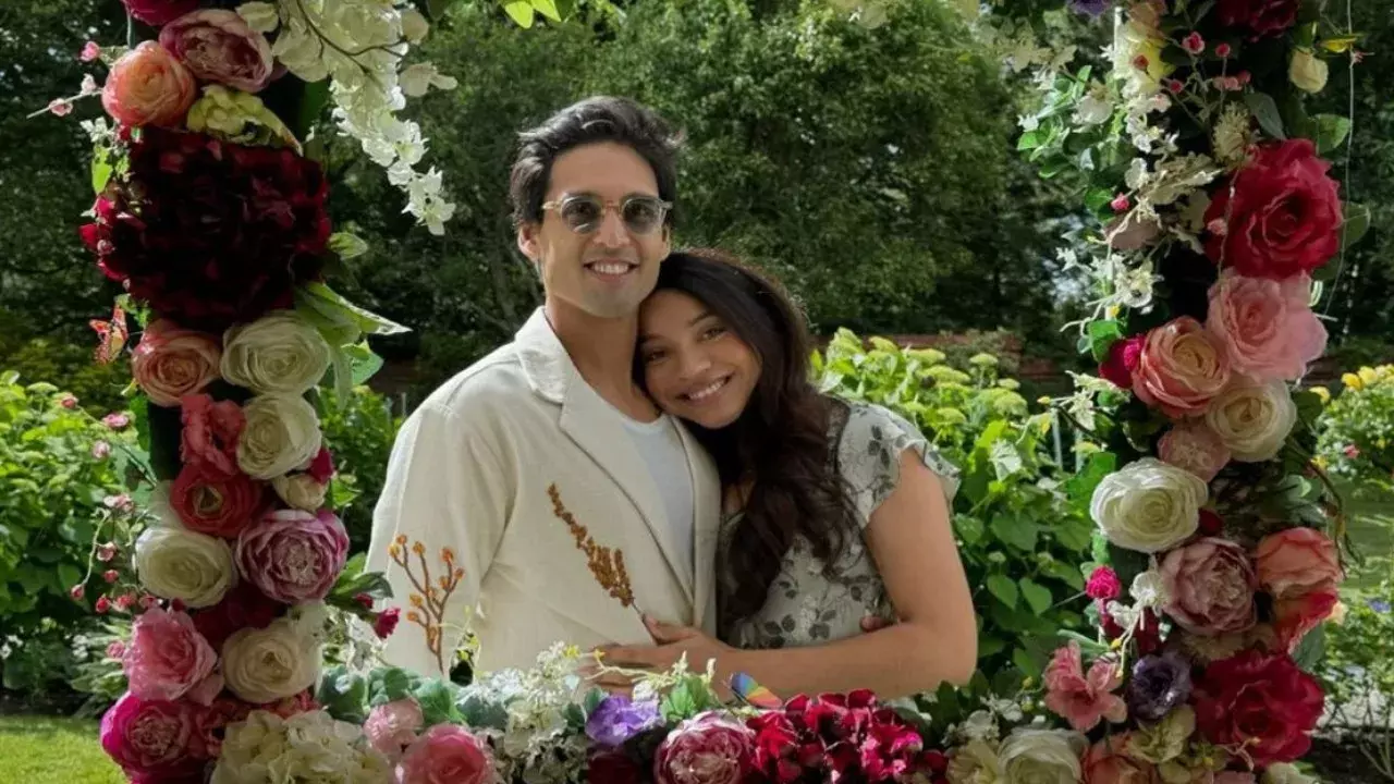 Siddharth Mallya : వెడ్డింగ్ వీక్ షురూ.. ప్రేయసితో విజయ్ మాల్యా కొడుకు పెళ్లి Siddharth Mallya : వెడ్డింగ్ వీక్ షురూ.. ప్రేయసితో విజయ్ మాల్యా కొడుకు పెళ్లి