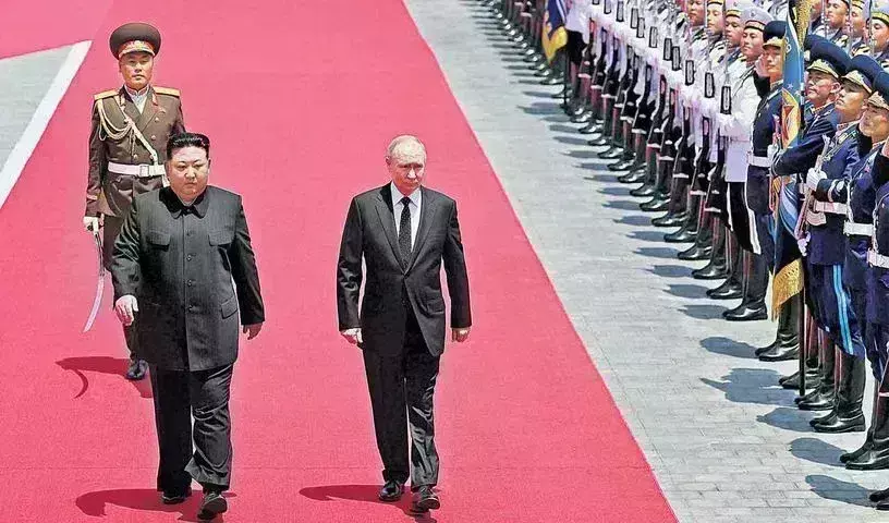 Russia-North Korea: పరస్పర సహకారానికి రష్యా, ఉత్తరకొరియా ఒప్పందం Russia-North Korea: పరస్పర సహకారానికి రష్యా, ఉత్తరకొరియా ఒప్పందం