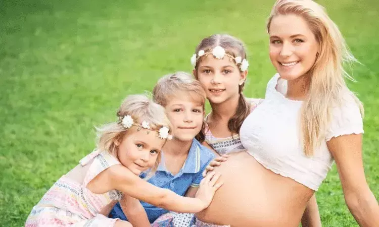 ఎక్కువ మంది పిల్లలను కంటే ఆదాయపు పన్నునుంచి మినహాయింపు: హంగేరీ