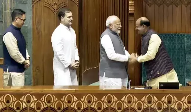 Speaker: లోక్‌సభ స్పీకర్‌గా ఓం బిర్లా , మూజువాణి ఓటుతో ఎన్నిక