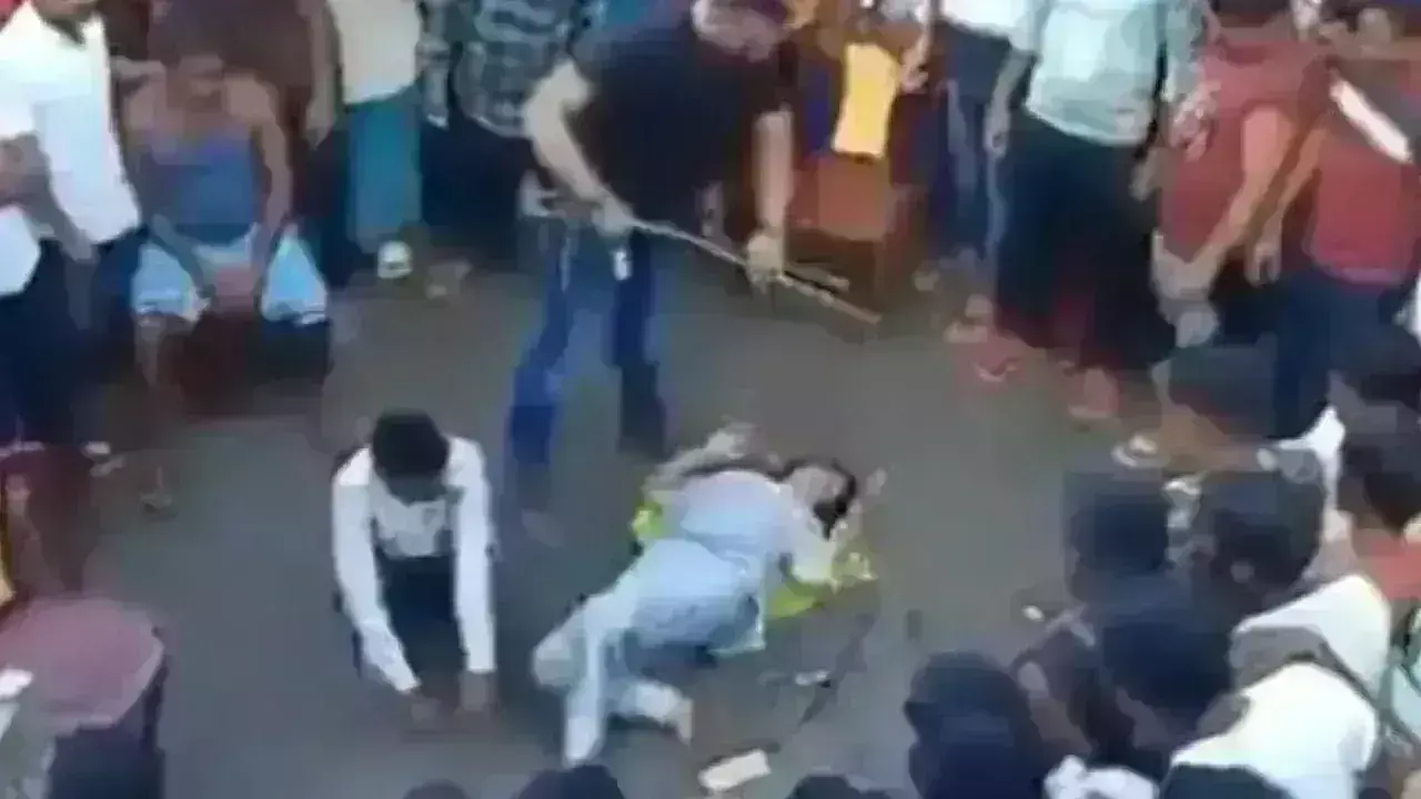 West Bengal: బెంగాల్లో మహిళపై దాష్టీకం West Bengal: బెంగాల్లో మహిళపై దాష్టీకం