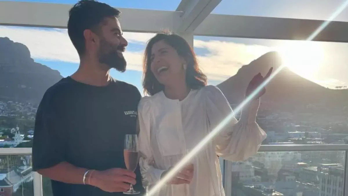 Virat Kohli : ఈ విజయం నీదే... : అనుష్క శర్మపై విరాట్ కోహ్లీ ప్రశంసల పోస్ట్ Virat Kohli : ఈ విజయం నీదే... : అనుష్క శర్మపై విరాట్ కోహ్లీ ప్రశంసల పోస్ట్