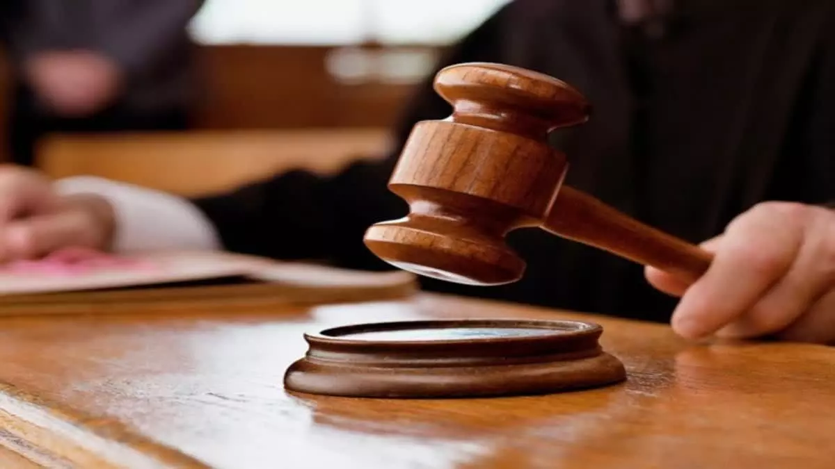 Odisha HC : రోజూ దేవుడ్ని ప్రార్థిస్తున్నాడని మరణశిక్షను జీవితఖైదుగా మార్చిన హైకోర్టు Odisha HC : రోజూ దేవుడ్ని ప్రార్థిస్తున్నాడని మరణశిక్షను జీవితఖైదుగా మార్చిన హైకోర్టు