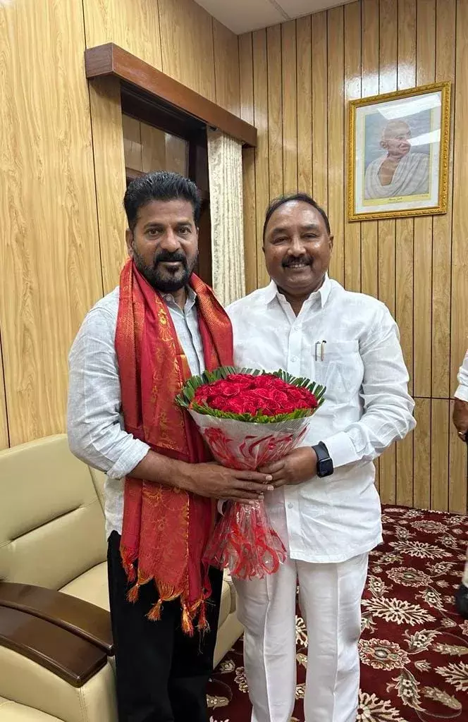 BRS: బీఆర్‌ఎస్‌కు మరో షాక్‌