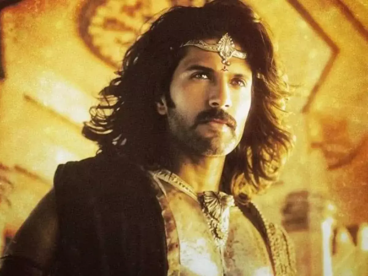 Exclusive: కల్కి 2898 ADలో తన పాత్రకు విజయ్ ఎంత ఛార్జ్ చేశాడో తెలుసా..? Exclusive: కల్కి 2898 ADలో తన పాత్రకు విజయ్ ఎంత ఛార్జ్ చేశాడో తెలుసా..?