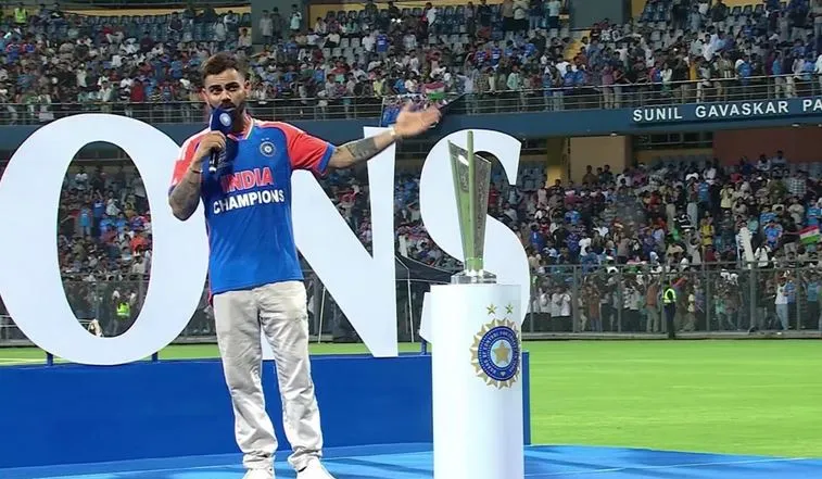 TEAM INDIA: టీమిండియా ఆటగాళ్ల భావోద్వేగం TEAM INDIA: టీమిండియా ఆటగాళ్ల భావోద్వేగం