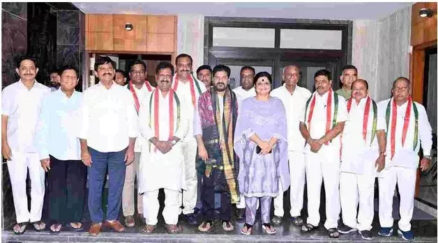 CONGRESS: బీఆర్‌ఎస్‌కు గట్టి షాక్‌