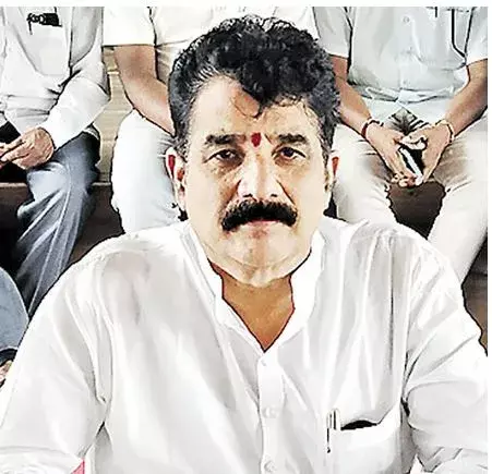 YCP MLA: జగన్ వినకపోవడం వల్లే ఓడిపోయాం YCP MLA: జగన్ వినకపోవడం వల్లే ఓడిపోయాం