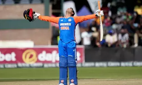 T20 MATCH: అభిషేక్ శతక గర్జన T20 MATCH: అభిషేక్ శతక గర్జన