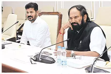 REVANTH: అంతా కోచింగ్ సెంటర్ల మాఫీయా కుట్ర REVANTH: అంతా కోచింగ్ సెంటర్ల మాఫీయా కుట్ర