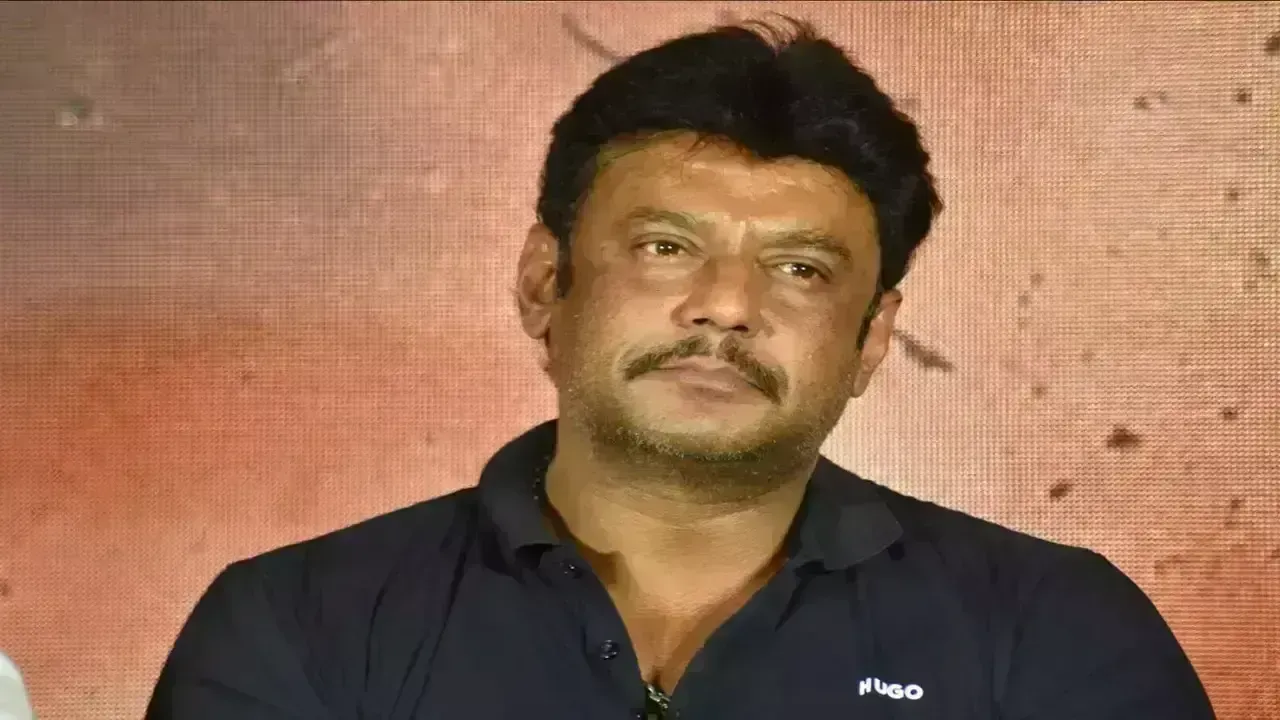 Darshan: ఇంటి ఆహారం కోసం హైకోర్టులో హీరో దర్శన్ పిటిషన్ Darshan: ఇంటి ఆహారం కోసం హైకోర్టులో హీరో దర్శన్ పిటిషన్