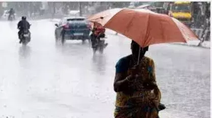 AP: తెలుగు రాష్ట్రాల్లో ఏ జిల్లాల్లో భారీ వర్ష సూచన అంటే..? AP: తెలుగు రాష్ట్రాల్లో ఏ జిల్లాల్లో భారీ వర్ష సూచన అంటే..?