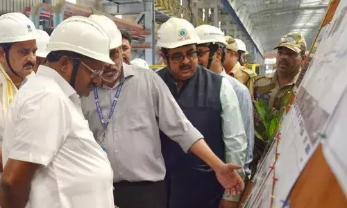 KUMARA SWAMY: విశాఖ ఉక్కును ప్రైవేటీకరణ చేసే ప్రశ్నే లేదు