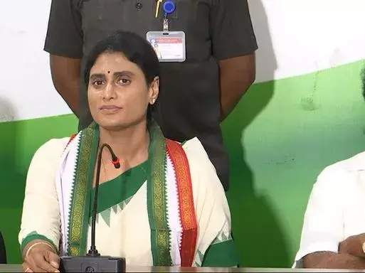 SHARMILA: వైసీపీ ఒక తోక పార్టీ: షర్మిల