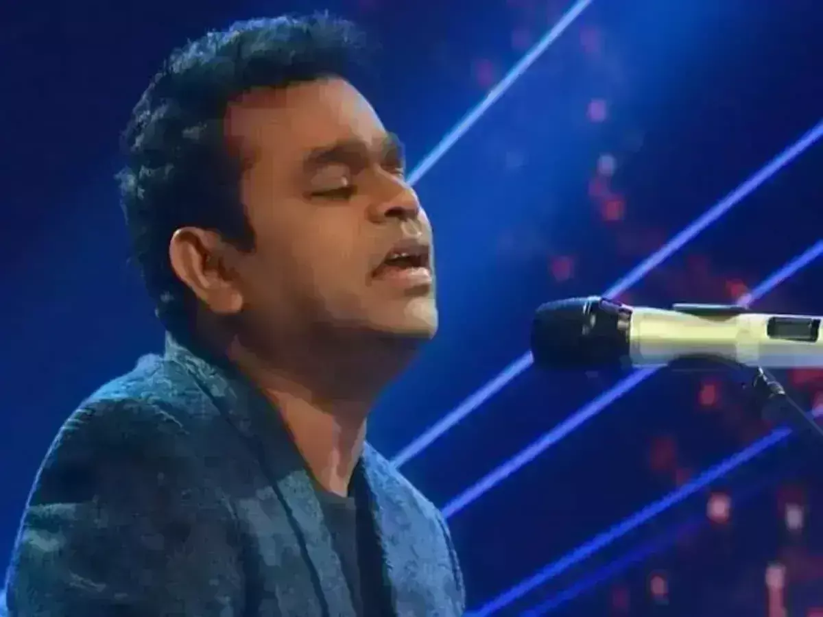 Anant-Radhika Reception: అద్భుతమైన పర్ఫార్మెన్స్ తో ఆకట్టుకున్న ఏఆర్ రెహమాన్ Anant-Radhika Reception: అద్భుతమైన పర్ఫార్మెన్స్ తో ఆకట్టుకున్న ఏఆర్ రెహమాన్