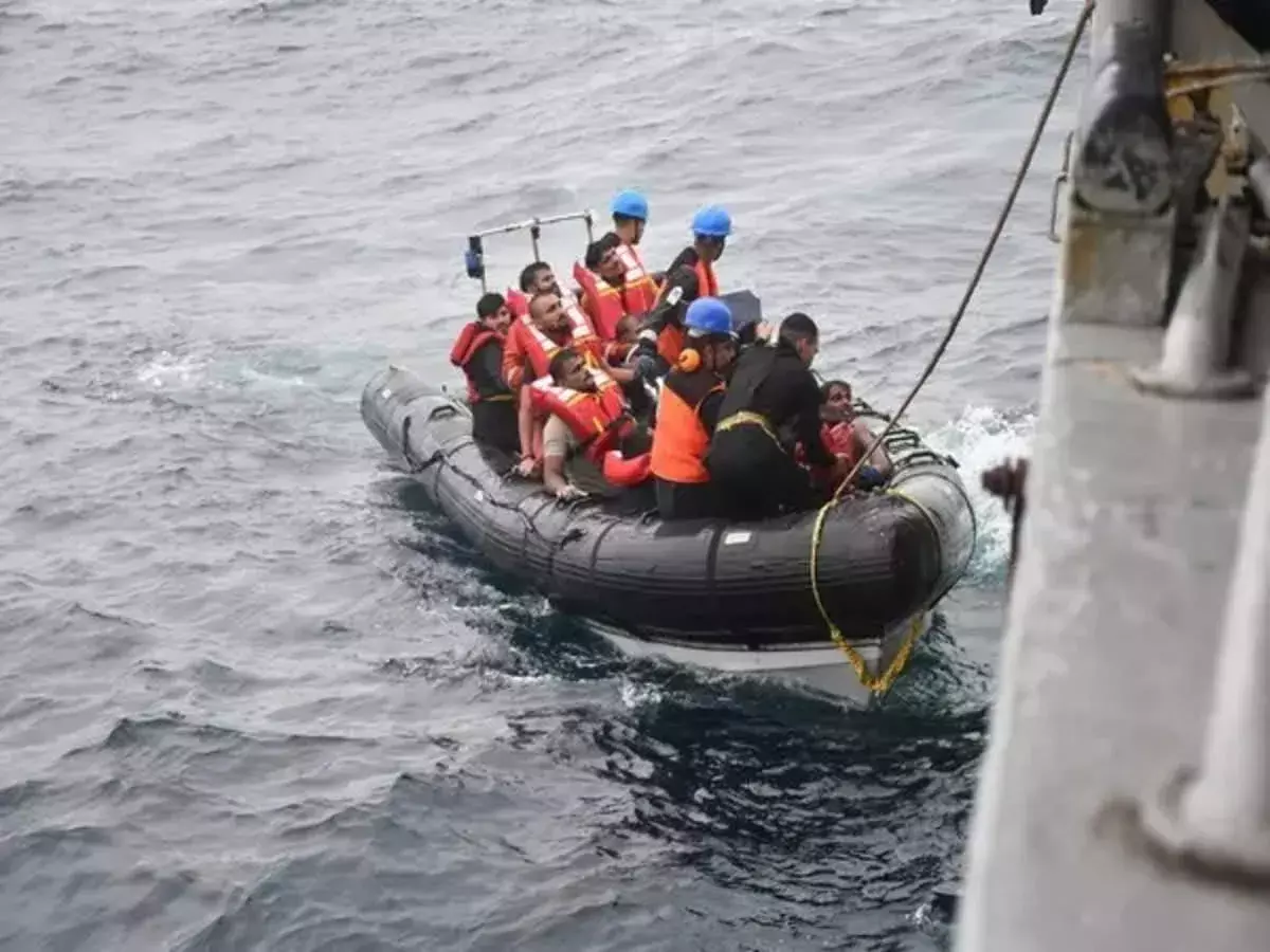 Oman: ఒమన్‌ ఆయిల్ ట్యాంకర్ బోల్తా.. 8 మంది భారతీయులు క్షేమం