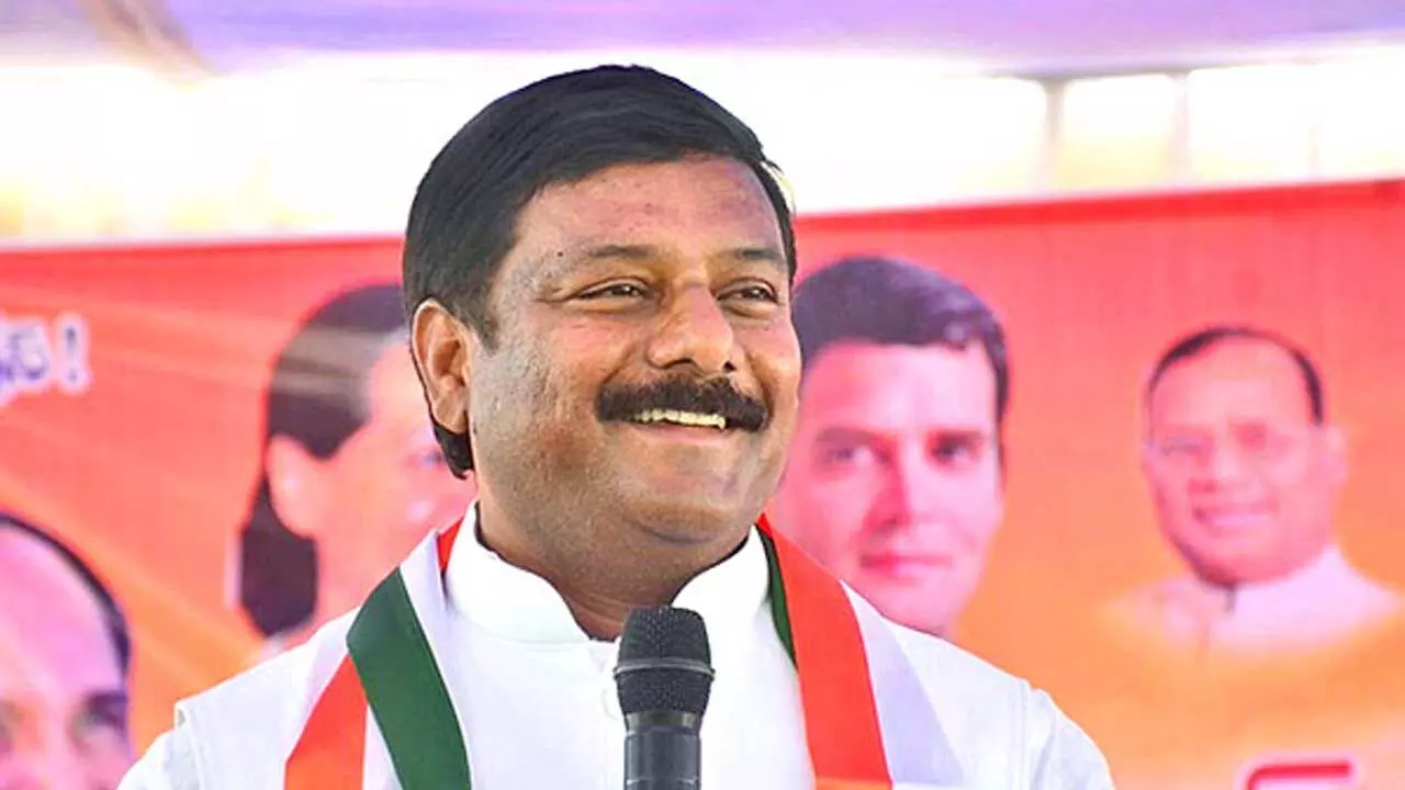 TG : పొంగులేటికి మంత్రి అర్హత లేదు..ఏలేటి సంచలన వ్యాఖ్యలు TG : పొంగులేటికి మంత్రి అర్హత లేదు..ఏలేటి సంచలన వ్యాఖ్యలు