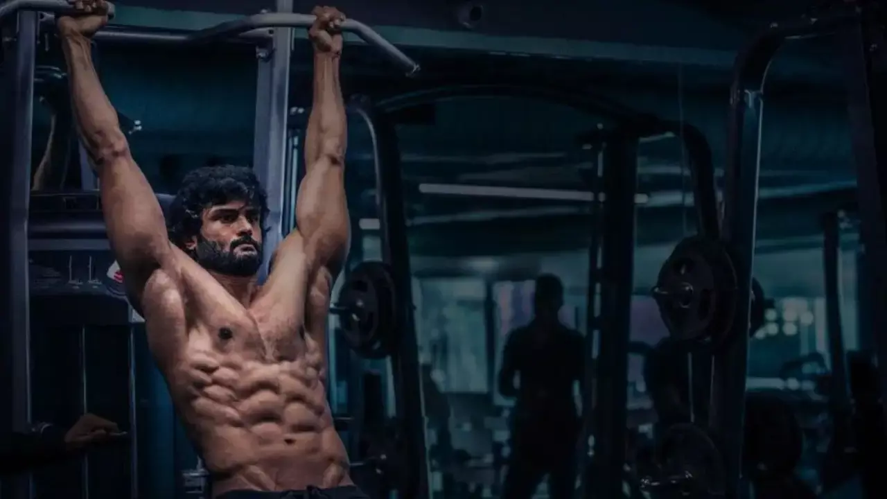 Sudheer Babu : కథలు పెంచు సుధీర్.. కండలు కాదు