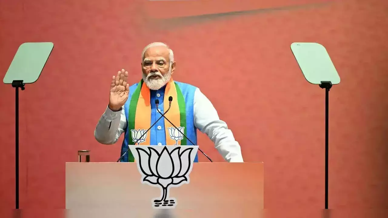 PM Modi : కీలక బిల్లులు నెగ్గించుకునేందుకు మోడీ ప్లాన్స్ PM Modi : కీలక బిల్లులు నెగ్గించుకునేందుకు మోడీ ప్లాన్స్