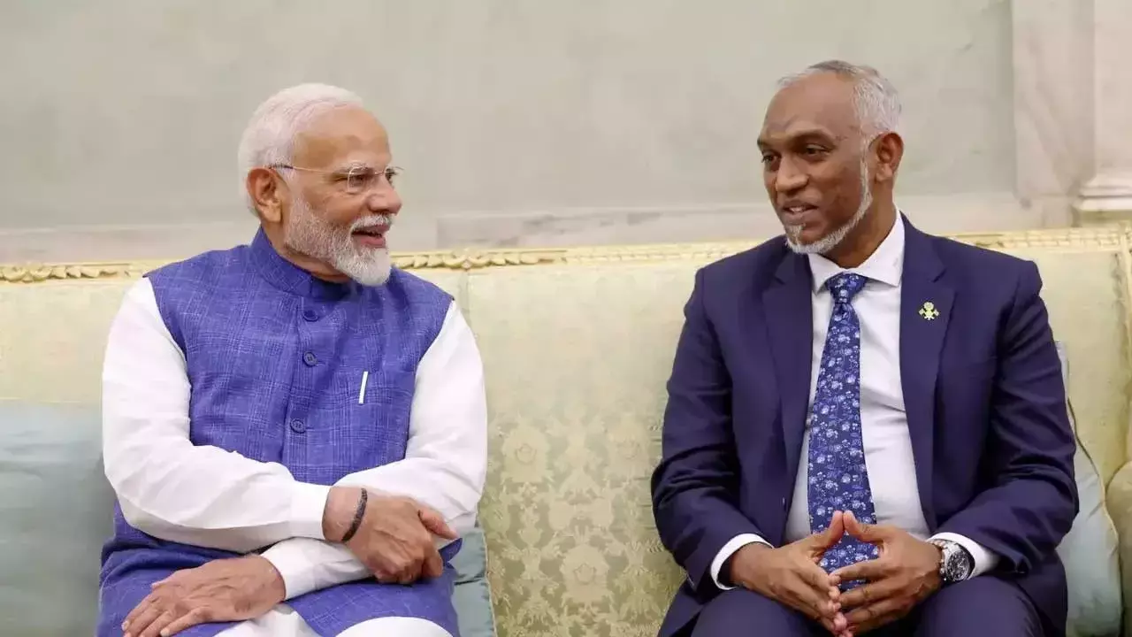 Bhutan : భూటాన్కు సాయంగా రూ.2 వేల కోట్లు.. మాల్దీవులకు కోత Bhutan : భూటాన్కు సాయంగా రూ.2 వేల కోట్లు.. మాల్దీవులకు కోత
