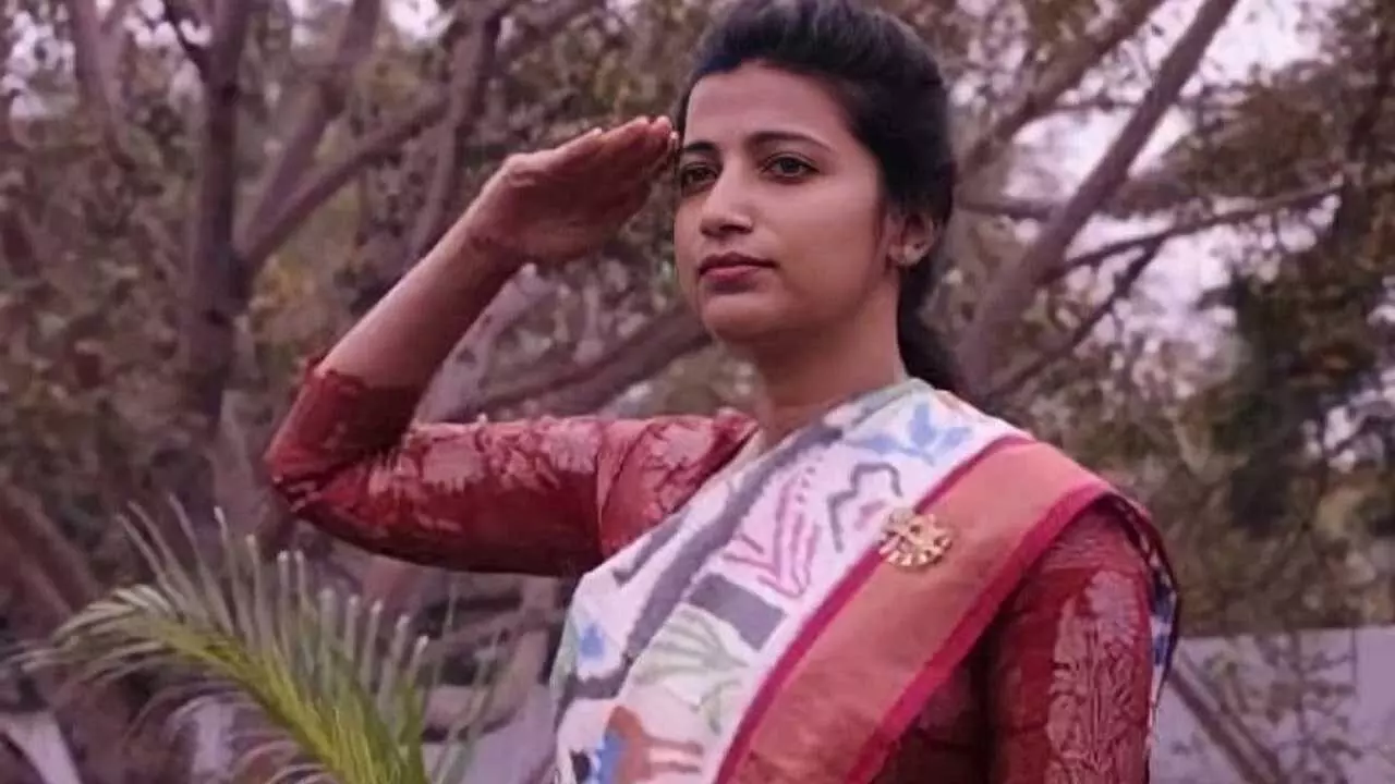 Amrapali : లక్ష్యం మేరకు ప్రాపర్టీ ట్యాక్స్ వసూలు చేయాలి: ఆమ్రపాలి Amrapali : లక్ష్యం మేరకు ప్రాపర్టీ ట్యాక్స్ వసూలు చేయాలి: ఆమ్రపాలి