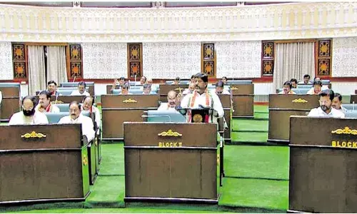 TS: క్లిష్ట పరిస్థితులున్నా సంక్షేమాన్ని విస్మరించలేదు