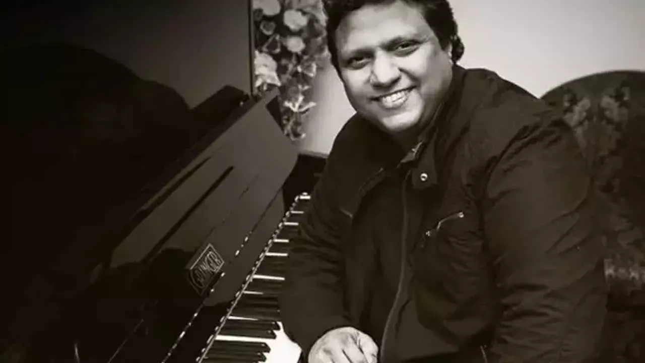 Mani Sharma : కేసీఆర్ వివాదంపై స్పందించిన మణిశర్మ Mani Sharma : కేసీఆర్ వివాదంపై స్పందించిన మణిశర్మ