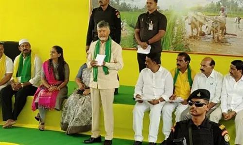 CBN: వైసీపీ పాలనలో వ్యవస్థలన్నీ నిర్వీర్యం CBN: వైసీపీ పాలనలో వ్యవస్థలన్నీ నిర్వీర్యం