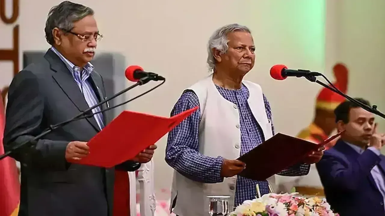 Muhammad Yunus: బంగ్లాదేశ్ పాలనా బాధ్యతలు చేపట్టిన నోబెల్ గ్రహీత మహ్మద్ యూనస్ Muhammad Yunus: బంగ్లాదేశ్ పాలనా బాధ్యతలు చేపట్టిన నోబెల్ గ్రహీత మహ్మద్ యూనస్