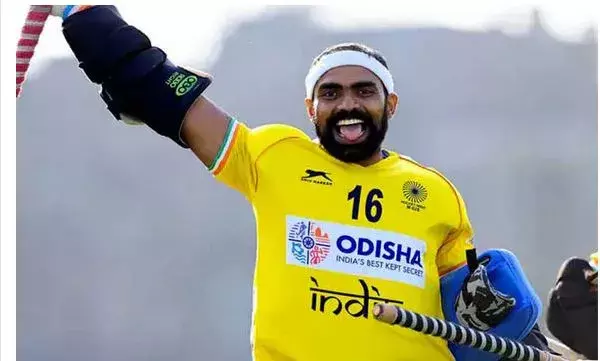 OLYMPICS: భారత పతాకధారిగా శ్రీజేష్ OLYMPICS: భారత పతాకధారిగా శ్రీజేష్