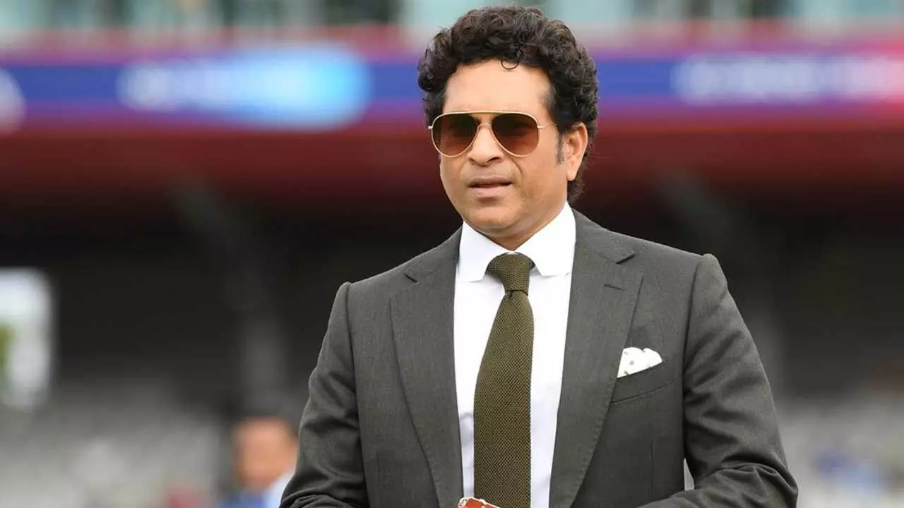 Sachin Tendulkar : అల్లుడు ఆరడుగుల అందగాడనుకున్నా: సచిన్ అత్త Sachin Tendulkar : అల్లుడు ఆరడుగుల అందగాడనుకున్నా: సచిన్ అత్త