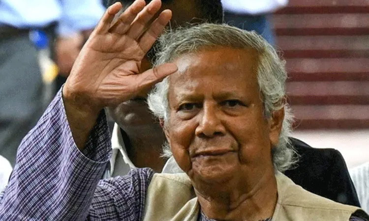 Bangladesh: దేవాలయాలు, ఇళ్లపై దాడులు.. హిందూ నేతలను కలవనున్న మహ్మద్ యూనస్ Bangladesh: దేవాలయాలు, ఇళ్లపై దాడులు.. హిందూ నేతలను కలవనున్న మహ్మద్ యూనస్