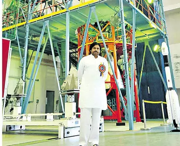 PAWAN: పిల్లలు శాస్త్రవేత్తలుగా ఎదగాలి