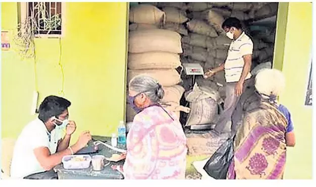 AP: ఏపీలో పెరగనున్న రేషన్ దుకాణాల సంఖ్య AP: ఏపీలో పెరగనున్న రేషన్ దుకాణాల సంఖ్య