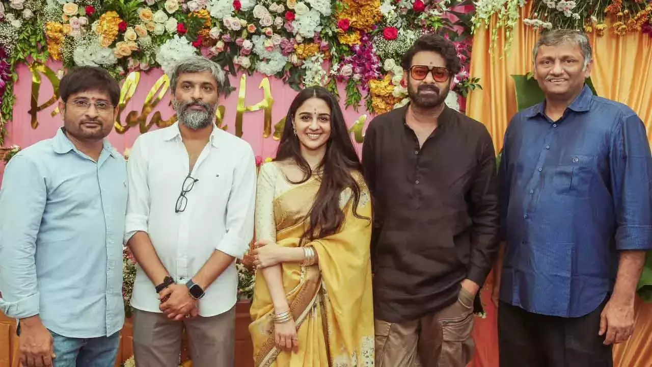 Prabhas-Raghavapudi : కొత్త హీరోయిన్ ... ప్రభాస్-హను మూవీ స్టార్ట్ Prabhas-Raghavapudi : కొత్త హీరోయిన్ ... ప్రభాస్-హను మూవీ స్టార్ట్