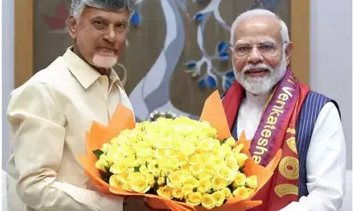 CBN: ప్రధాని మోదీతో చంద్రబాబు భేటీ CBN: ప్రధాని మోదీతో చంద్రబాబు భేటీ