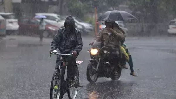 Rains Updates: ఈరోజు, రేపు రాష్ట్రంలో మోస్తరు వర్షాలు
