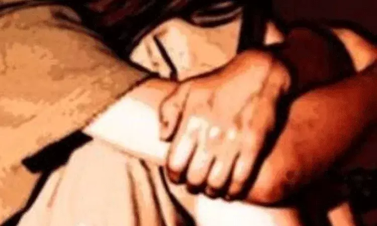 Tamilnadu: ఆగని అత్యాచారాలు.. 8 ఏళ్ల చిన్నారిపై ఎన్సిసి అధికారి దుర్మార్గం.. Tamilnadu: ఆగని అత్యాచారాలు.. 8 ఏళ్ల చిన్నారిపై ఎన్సిసి అధికారి దుర్మార్గం..