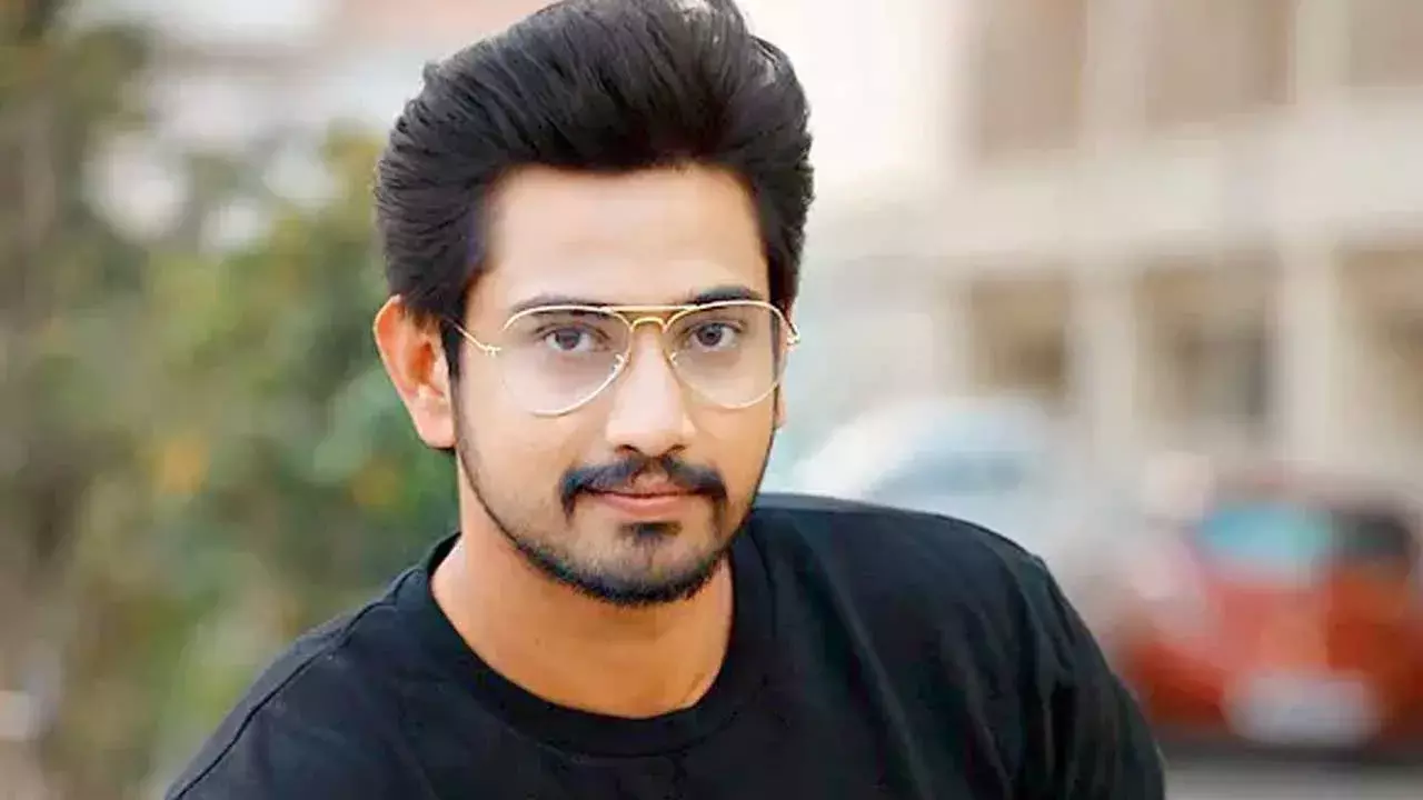 Raj Tarun : రాజ్తరుణ్కు మ్యాటరే లేదు.. యువతి సంచలన ఆరోపణలు Raj Tarun : రాజ్తరుణ్కు మ్యాటరే లేదు.. యువతి సంచలన ఆరోపణలు