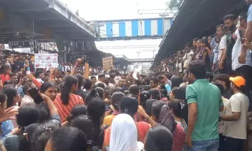 క్లీనింగ్ సిబ్బంది నీచ బుద్ధి.. 4 ఏళ్ల నర్సరీ చిన్నారులపై   లైంగిక దాడి..