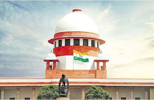 SC: కోర్టుల్లో రాజకీయ యుద్ధాలు వద్దు SC: కోర్టుల్లో రాజకీయ యుద్ధాలు వద్దు