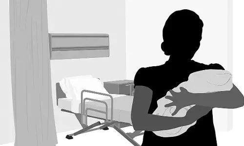 Nalgonda: కూర్చున్న కుర్చీలోనే మహిళ డెలివరీ..