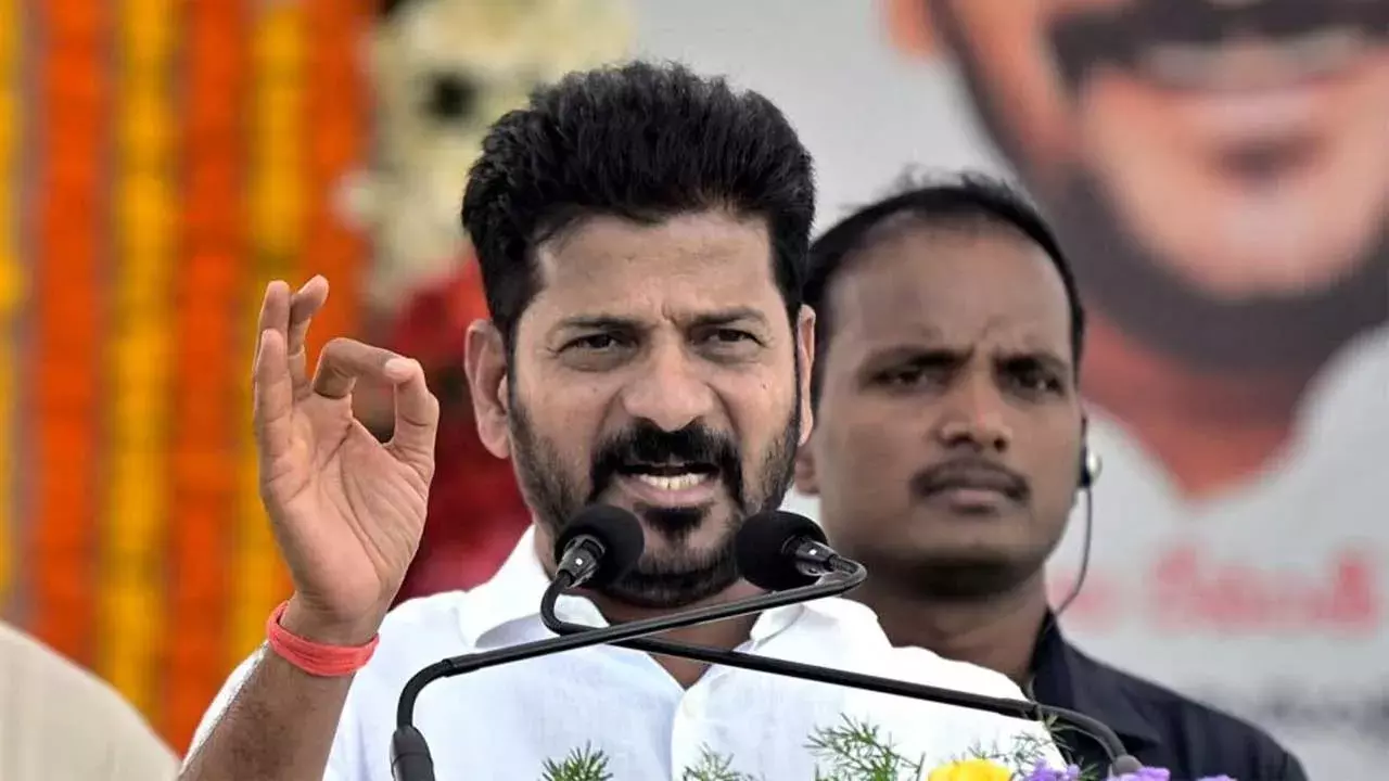 TG : హైదరాబాద్ లో ఒలింపిక్స్.. కేసీఆర్ చేయని పని చేస్తున్నాం : రేవంత్ TG : హైదరాబాద్ లో ఒలింపిక్స్.. కేసీఆర్ చేయని పని చేస్తున్నాం : రేవంత్