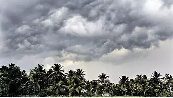 RAINS: మూడు రోజుల పాటు భారీ వర్షాలు RAINS: మూడు రోజుల పాటు భారీ వర్షాలు