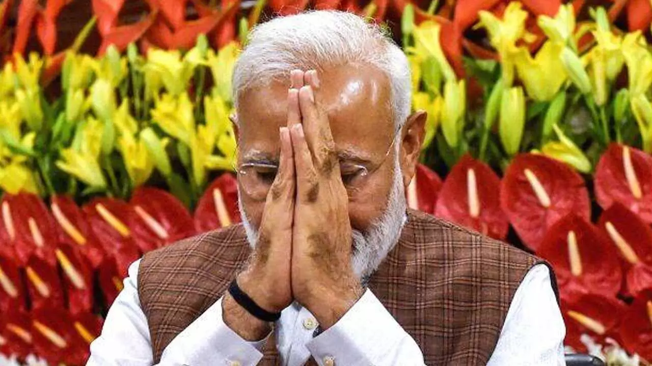 PM Modi : నా శిరస్సు వంచి క్షమాపణ చెబుతున్నా : మోదీ PM Modi : నా శిరస్సు వంచి క్షమాపణ చెబుతున్నా : మోదీ