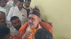 Giriraj Singh: కేంద్రమంత్రిపై బీహార్లో దాడికి యత్నం Giriraj Singh: కేంద్రమంత్రిపై బీహార్లో దాడికి యత్నం