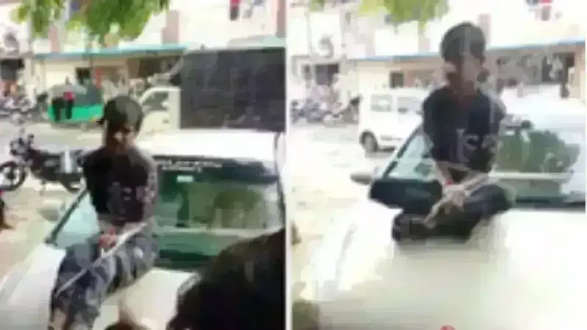 Gujarat : చోరీ జరగకున్నా కారుకు కట్టేసి తిప్పారు Gujarat : చోరీ జరగకున్నా కారుకు కట్టేసి తిప్పారు