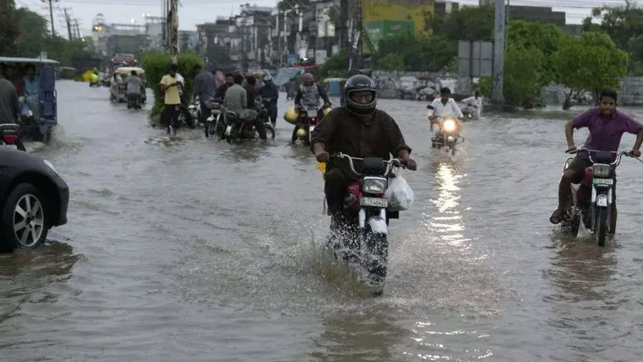 Pakistan : పాకిస్థాన్లో వర్ష బీభత్సం Pakistan : పాకిస్థాన్లో వర్ష బీభత్సం